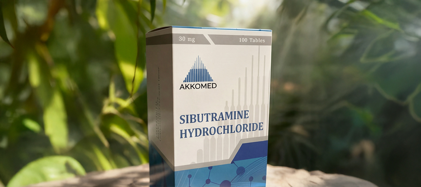 AKKOMED Sibutramine tabletta 0,04 mg természetes zöld környezetben bemutatva